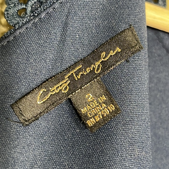 CITY TRIANGLES Scalloped Lace A-Line Dress - Picture 8 of 15